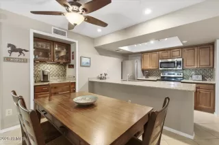 Photo #6: 6999911 Listing 