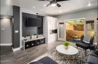 Photo #2: 7000006 Listing