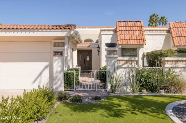 MLS: 7000114 Condo For Sale