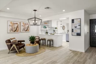 Photo #5: 7000114 Listing 