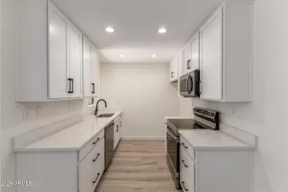 Photo #5: 7000828 Listing 