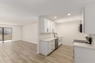 Photo #6: 7000828 Listing 