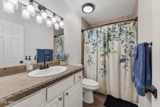 Photo #6: 7000858 Listing 