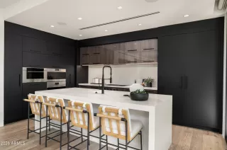 Photo #2: 7000863 Listing 