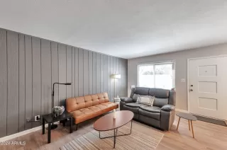 Photo #2: 7001042 Listing 