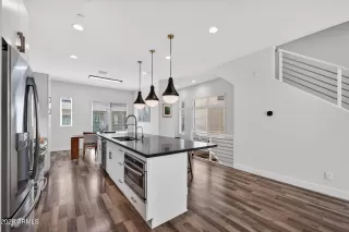 Photo #3: 7001074 Listing 