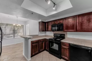 Photo #2: 7001097 Listing 