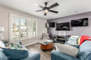 Photo #3: 7001331 Listing