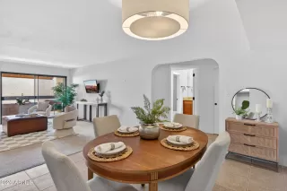 Photo #5: 7001391 Listing 