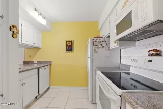 Photo #6: 7001722 Listing