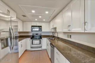 Photo #2: 7001786 Listing 