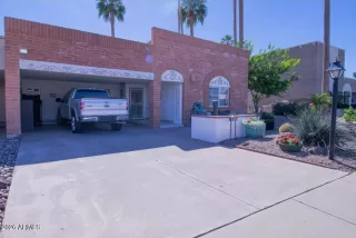 Photo #1: 7001853 Listing