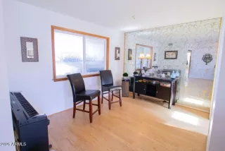 Photo #6: 7001853 Listing