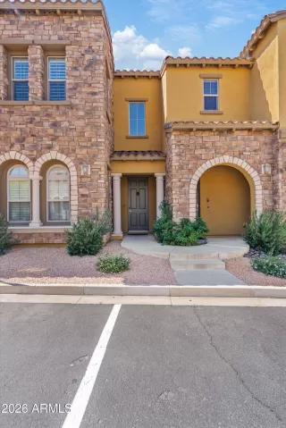 Photo #4: 7001874 Listing