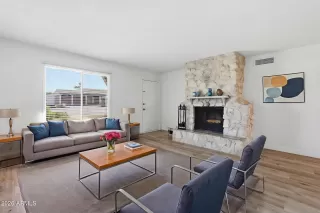 Photo #3: 7001884 Listing 