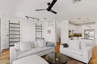 Photo #1: 7002091 Listing