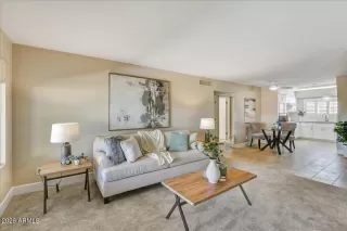 Photo #4: 7002213 Listing 