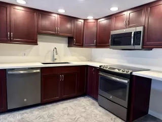 Photo #2: 7002273 Listing