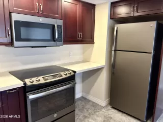 Photo #3: 7002273 Listing