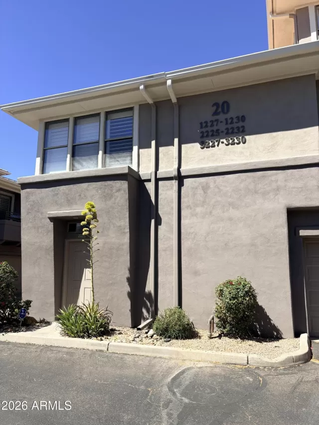 MLS: 7002287 Condo For Sale