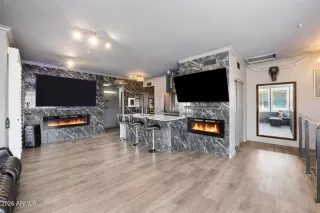Photo #3: 7002287 Listing
