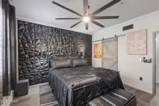 Photo #5: 7002287 Listing
