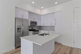 Photo #6: 7002583 Listing 