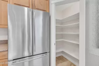 Photo #5: 7002655 Listing 