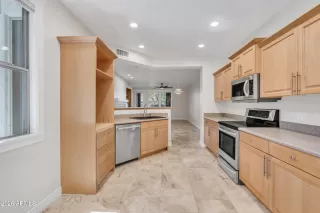 Photo #6: 7002655 Listing 