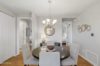 Photo #4: 7003104 Listing