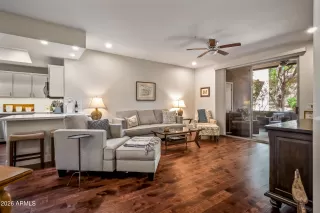 Photo #2: 7003506 Listing