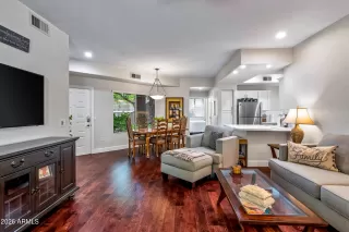 Photo #6: 7003506 Listing