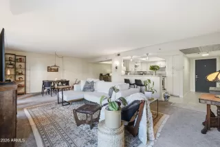 Photo #5: 7003569 Listing