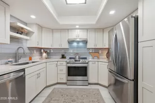 Photo #6: 7003569 Listing