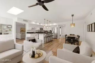 Photo #5: 7003668 Listing 