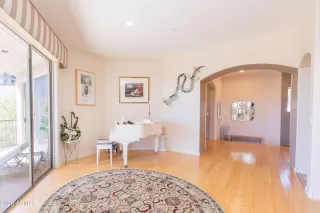 Photo #5: 7003789 Listing 