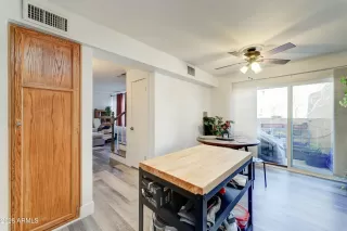 Photo #4: 7003839 Listing 