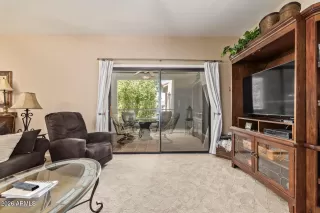 Photo #4: 7004015 Listing