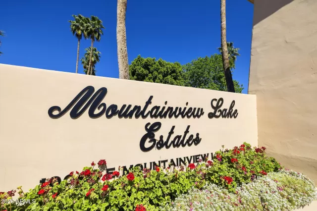 MLS: 7004143 Condo For Sale