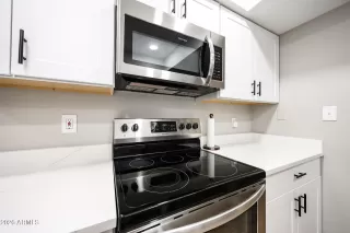 Photo #2: 7004257 Listing