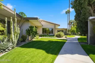 Photo #1: 7004301 Listing 