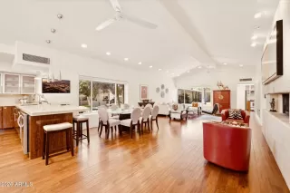 Photo #6: 7004301 Listing 