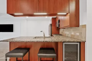 Photo #4: 7004509 Listing 