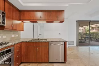 Photo #6: 7004509 Listing 