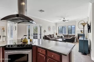 Photo #6: 7004521 Listing 