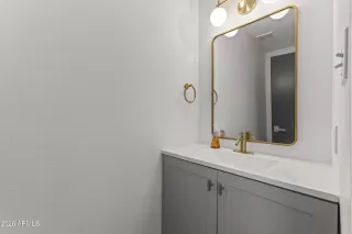 Photo #5: 7004560 Listing