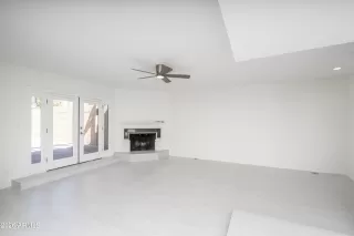 Photo #5: 7004728 Listing