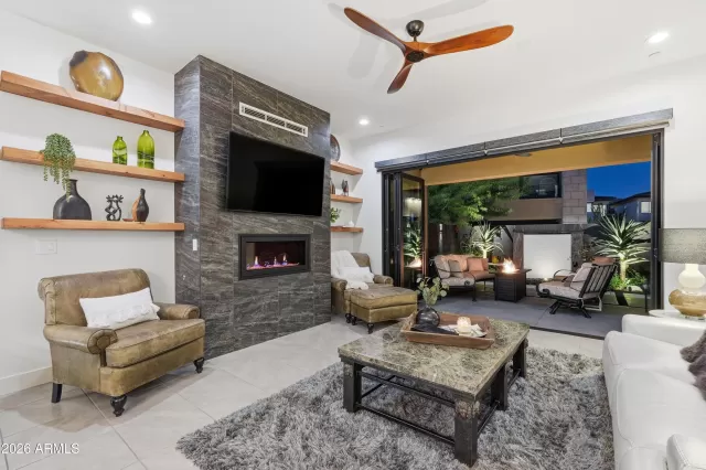 MLS: 7005112 Condo For Sale