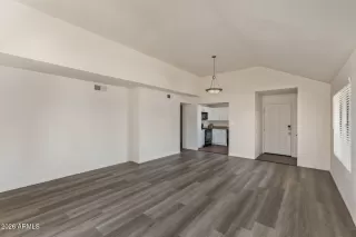 Photo #4: 7005513 Listing