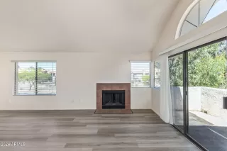 Photo #6: 7005513 Listing